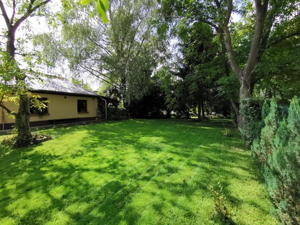 Szent Erzsebet Apartmanhaz Kecskemet Exterior photo