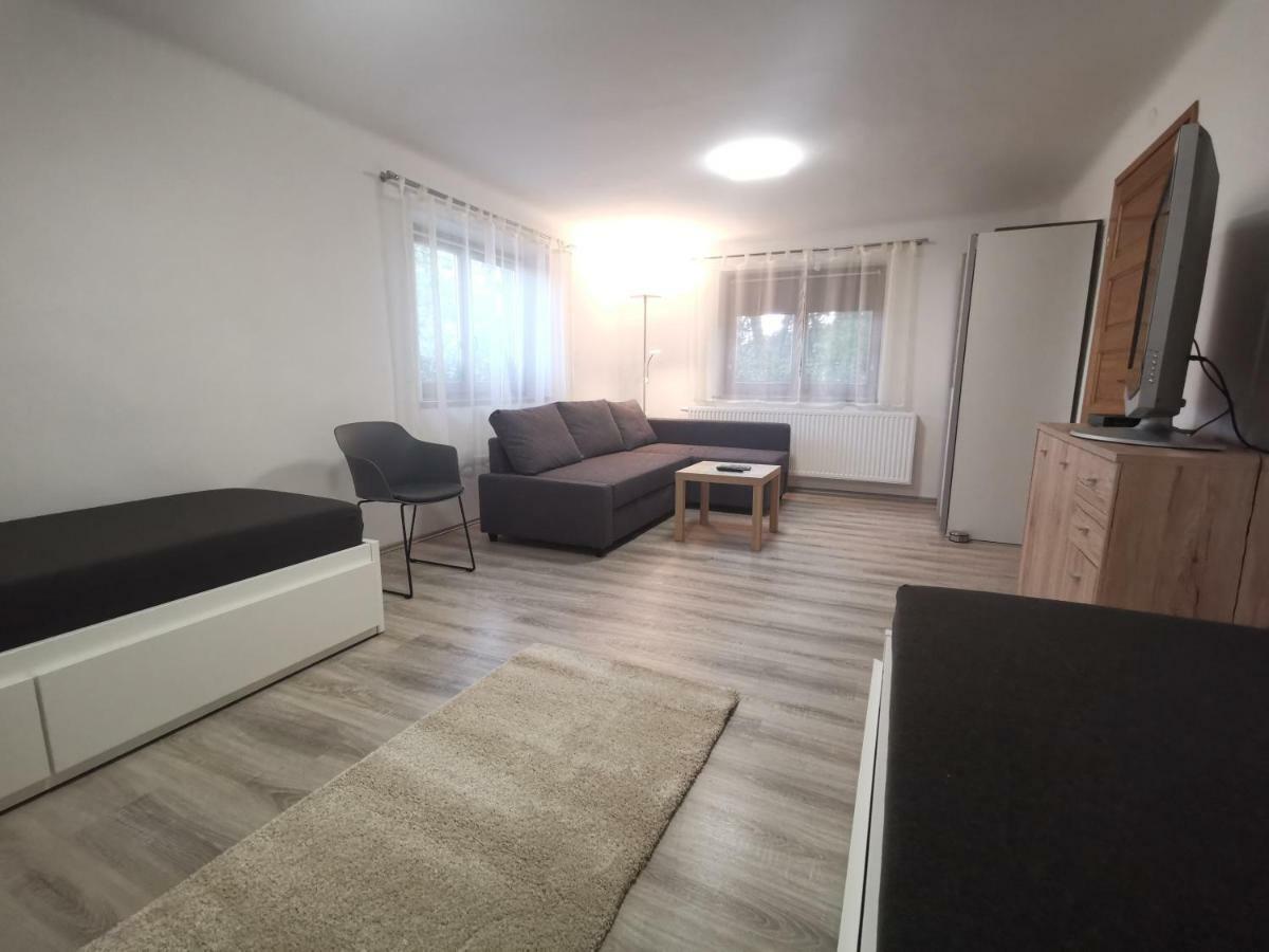 Szent Erzsebet Apartmanhaz Kecskemet Exterior photo